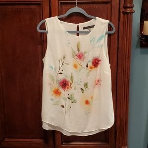 Beautiful floral sleeveless shell